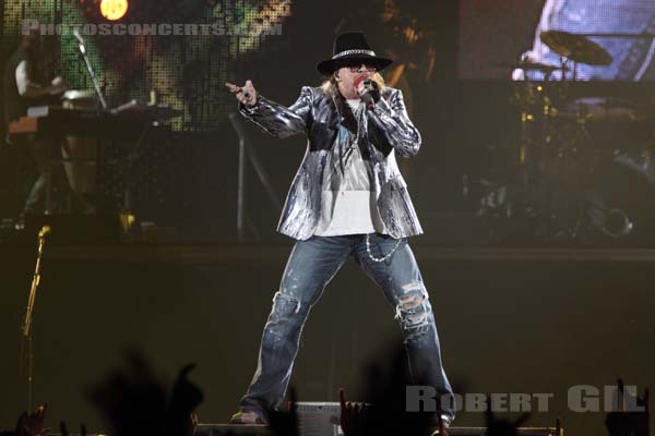 GUNS N' ROSES - 2010-09-13 - PARIS - Bercy - 